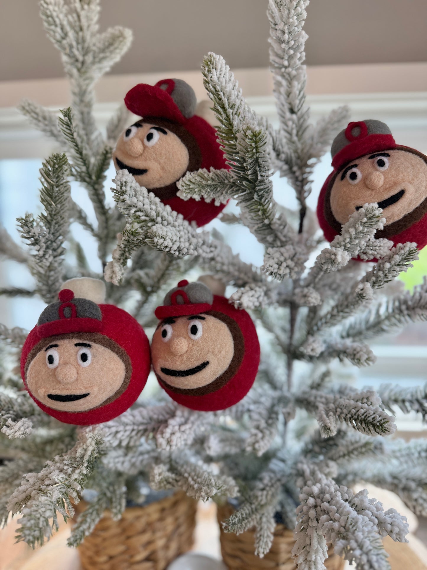 Brutus face on scarlet