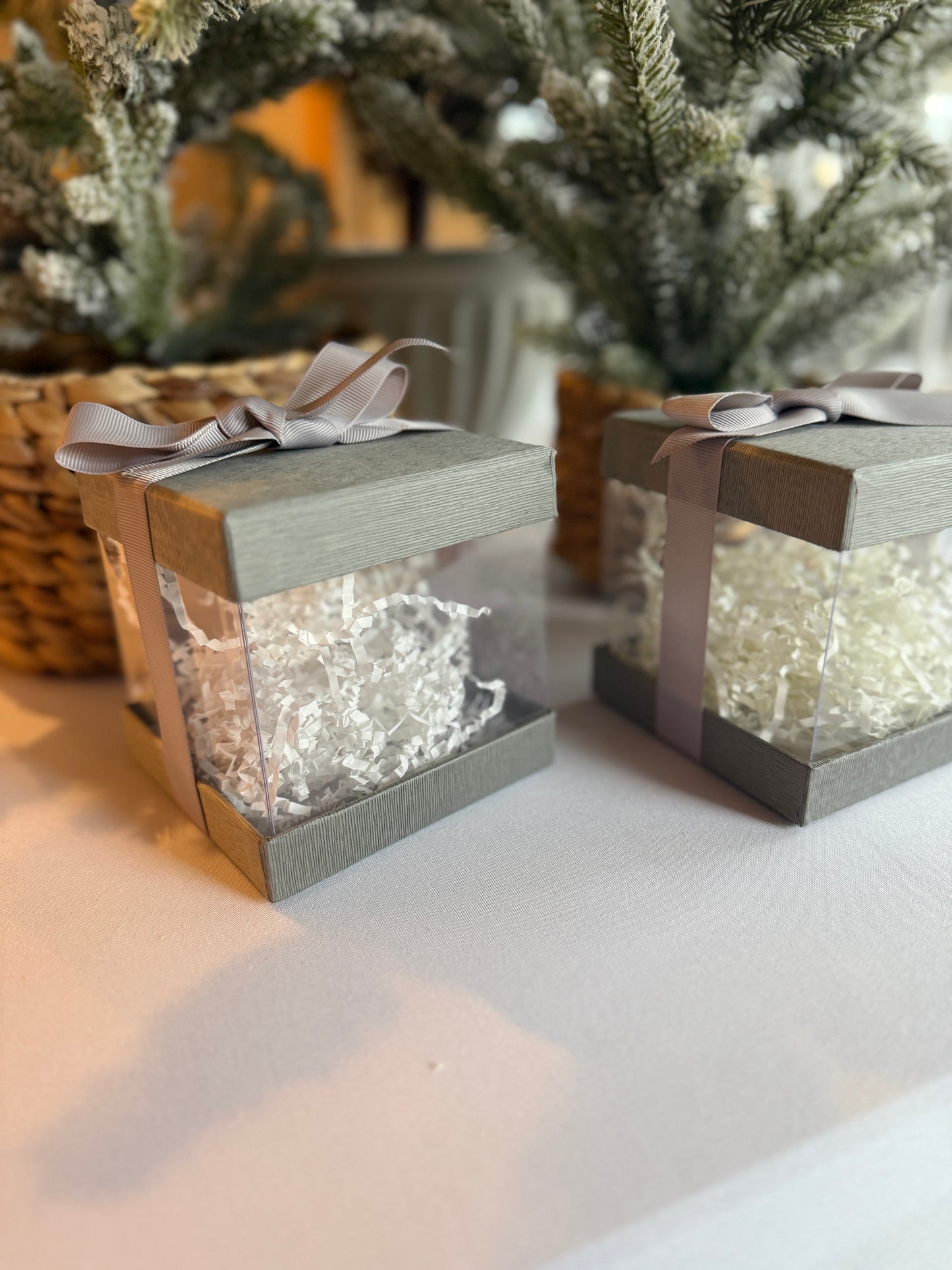 Box - small grey