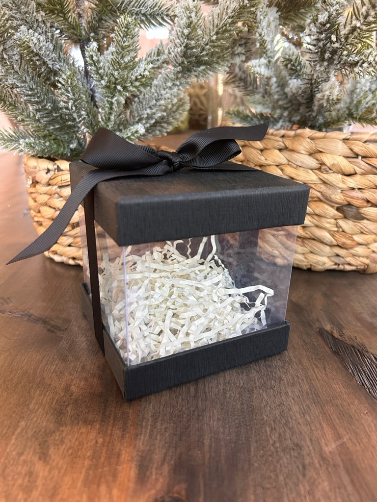 Box - small black
